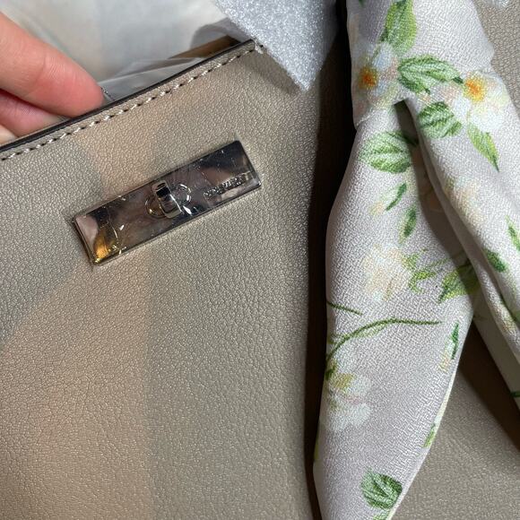 NINE WEST Harmon Pumice‎ NWT Tan Khaki Tote Bag Polyester Faux Leather - Picture 2 of 4